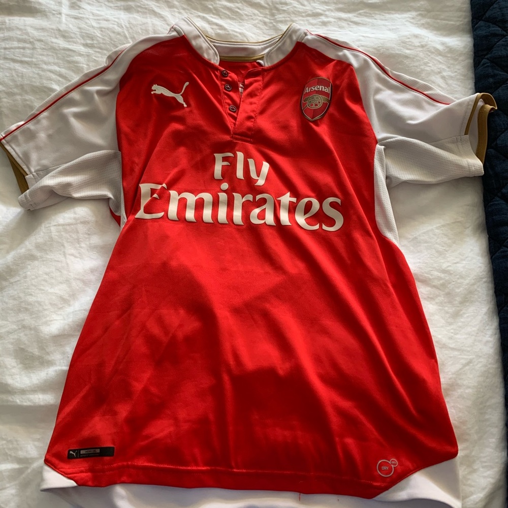 Arsenal Replica Kit
